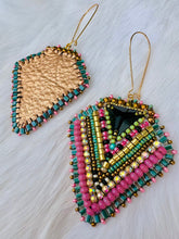 Load image into Gallery viewer, Arrowhead Earrings
